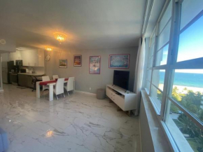 Elegant and spacious beachfront condo with parking
